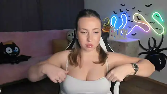 GyrlCool XXX чат на живо