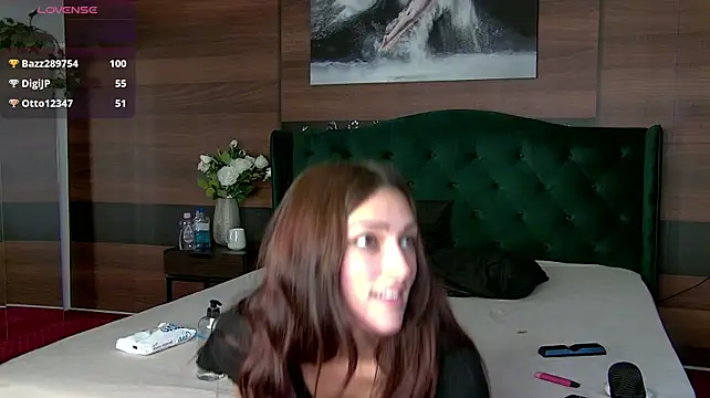 EveyMint Webcam Show