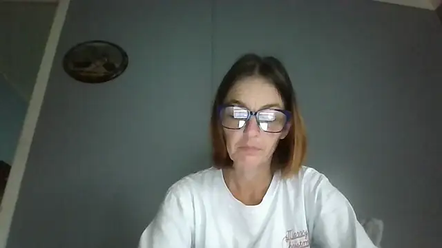 bamalove80 Show in webcam
