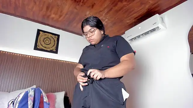Chat +18 de Ariaa_Monroe ao vivo