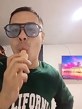 LatinNaugthy – webcam-show