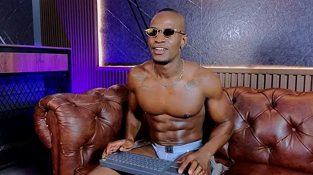 Show de webcam de Strong_black