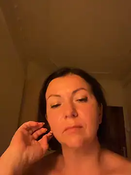 Lana1910's Webcam Show