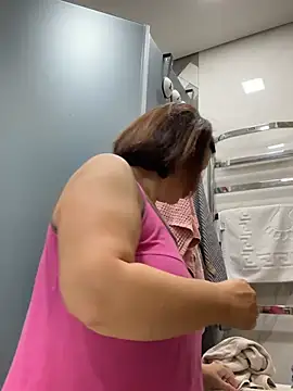 Chat +18 de Lana1910 ao vivo