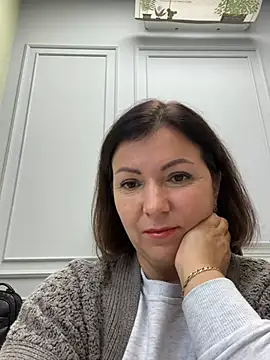 Lana1910 live XXX chat