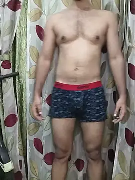 Gym__Boy: διαδικτυακό σόου στην κάμερα