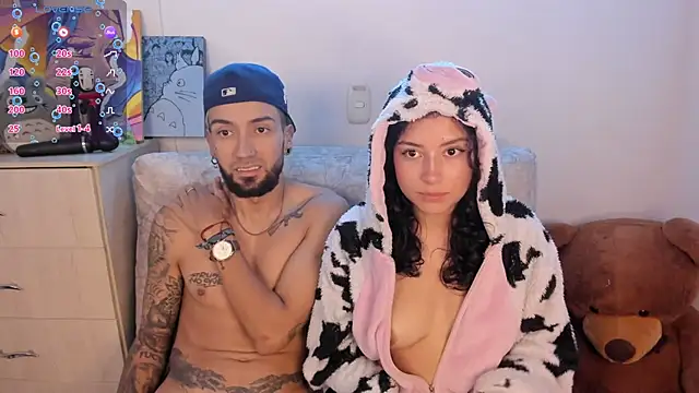 Pertunjukan Kamera Web couplevibesss