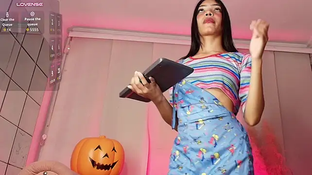 july_luna's Live XXX Chat