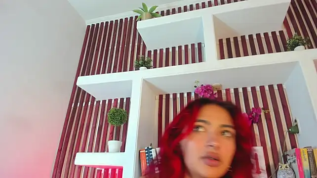 Violetta_Leon Adlı Modelin Web Kamerası Şovu