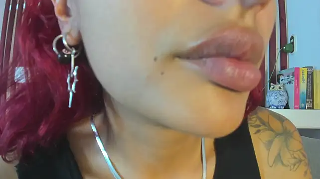 Violetta_Leon Show in webcam
