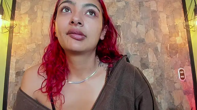 Violetta_Leon Chat XXX in diretta