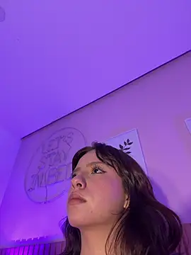 _cherryl_blosom Show in webcam