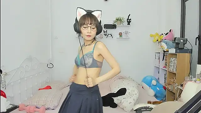 NeKo-nEk0-niI Pertunjukan Webcam