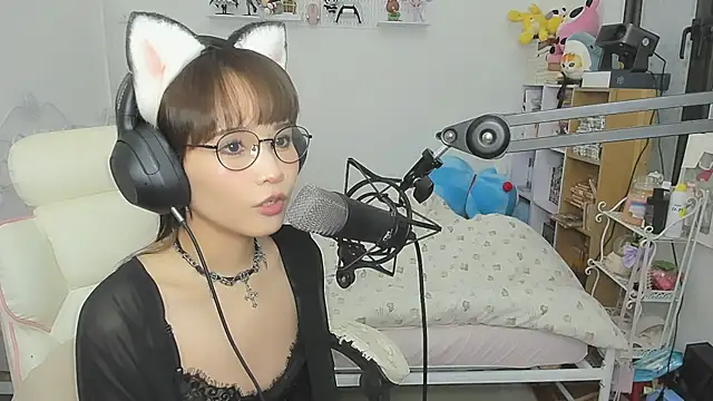 แชท XXX สดของ NeKo-nEk0-niI