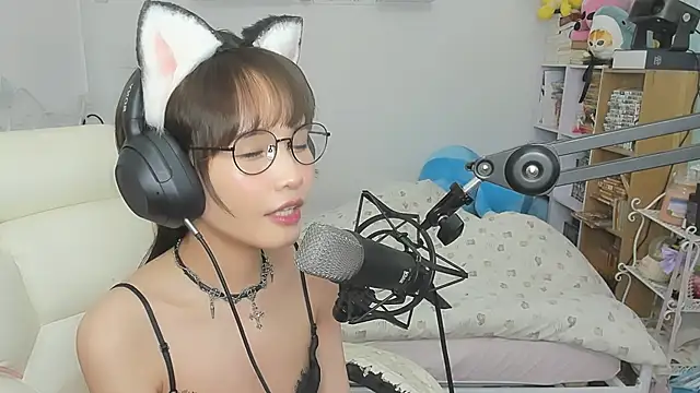 Chatroom XXX en direct de NeKo-nEk0-niI