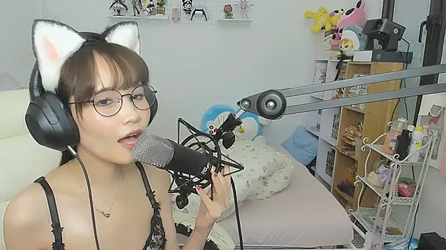 NeKo-nEk0-niI 即時 XXX 聊天