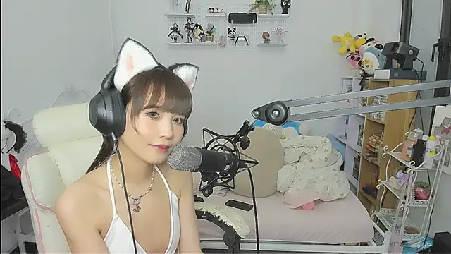 NeKo-nEk0-niI 网络视讯表演