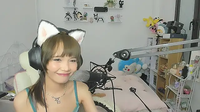 NeKo-nEk0-niIのウェブカメラショー
