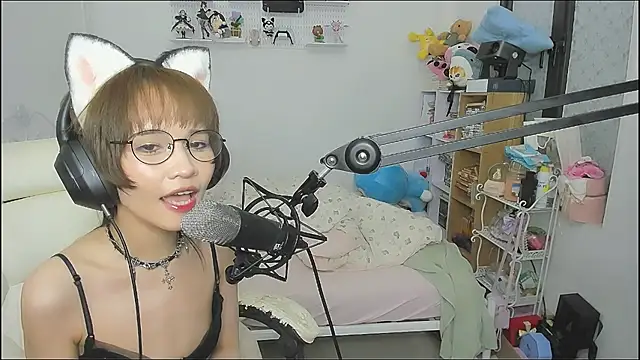 NeKo-nEk0-niI – Live XXX-chat