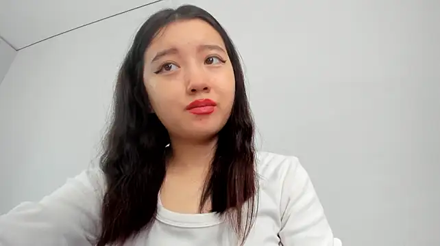 yukinai Adlı Modelin Web Kamerası Şovu