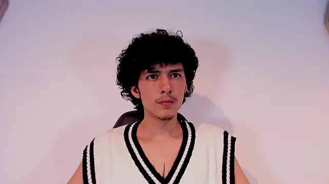santi_twink Webcam show