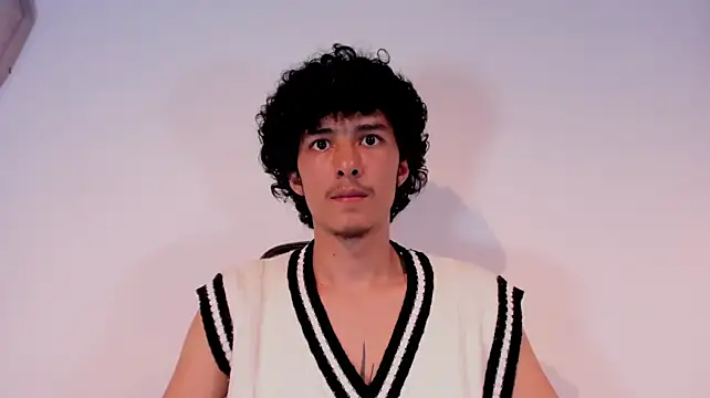 Pertunjukan Kamera Web santi_twink