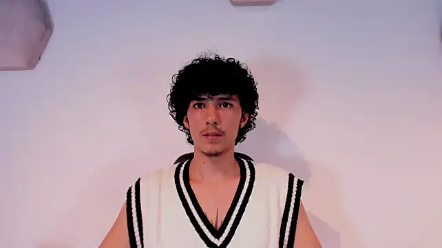 santi_twink Webcamshow