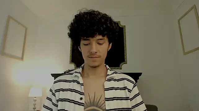 Show de santi_twink na webcam