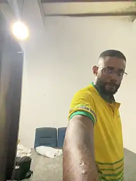 Webkamerová show Femeaasvezes