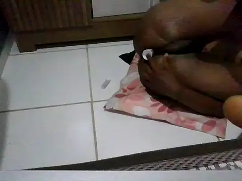 Femeaasvezes Webcam Show