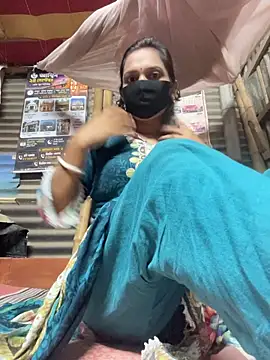 Horny_chubby_girl_ 现场XXX聊天