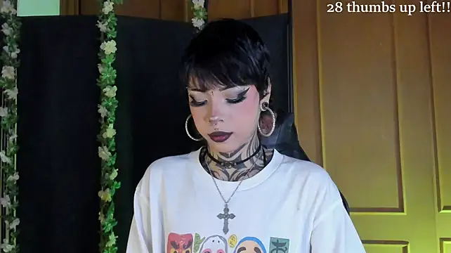 miss_tomie Webcam-Show
