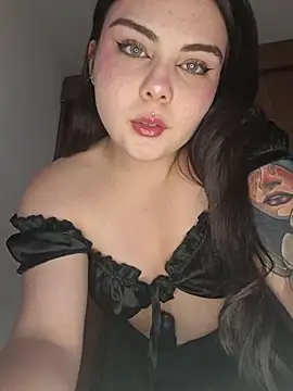 Julieth85_ 网络视讯表演