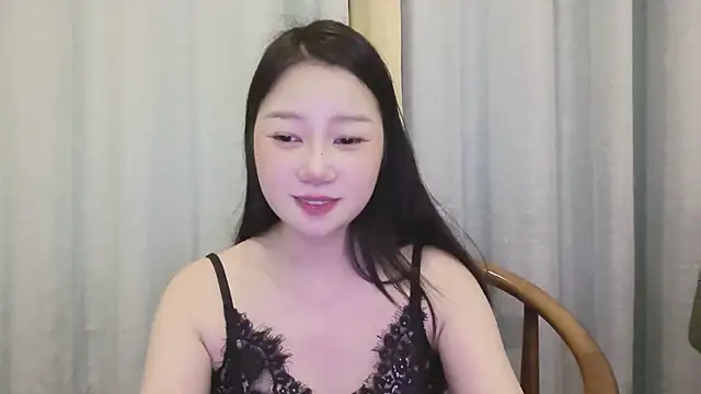 LunaAmy live XXX chat