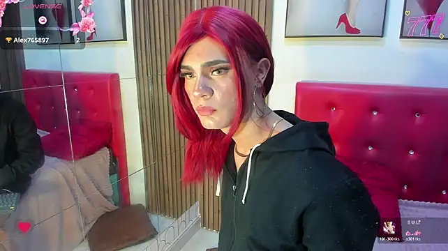 baby_dashell: διαδικτυακό σόου στην κάμερα