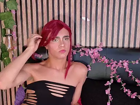 baby_dashell: διαδικτυακό σόου στην κάμερα