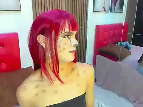 baby_dashell: διαδικτυακό σόου στην κάμερα