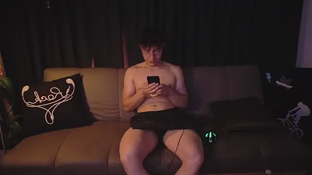 Percy_lodge Webcam Show