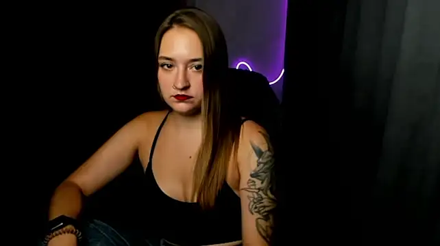 sara_rossseee's Webcam Show