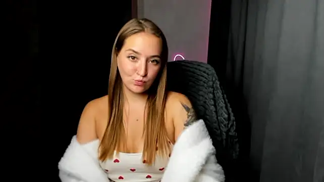 sara_rossseee's Live XXX Chat