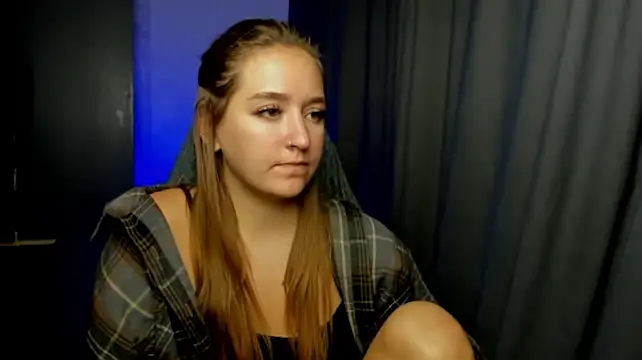 sara_rossseee Show in webcam