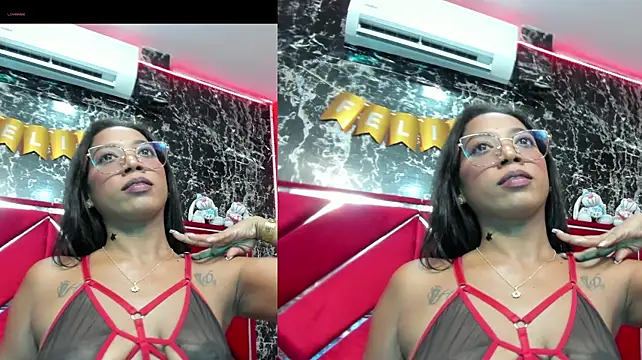 SARA_HORNEY's Live Sex Cam Show