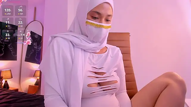 zuri_zayn Webcam Show