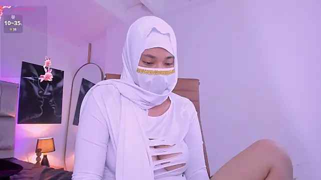 Pertunjukan Kamera Web zuri_zayn
