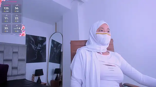 zuri_zayn: вебкам-шоу