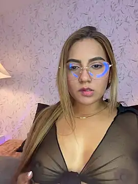 Natasha_Brm's Live XXX Chat