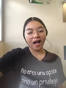 Chat XXX ao vivo de julisaenz