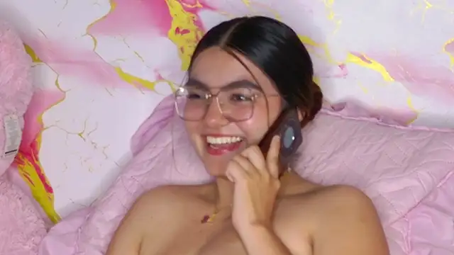 julisaenz's Webcam Show