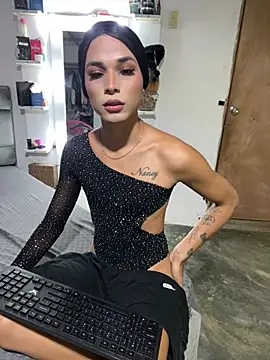 melani_xoxo Show in webcam