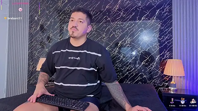 Dave_white09 Show in webcam